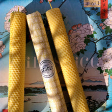 Load image into Gallery viewer, Lübeck Beeswax Candle by Frank Wrap